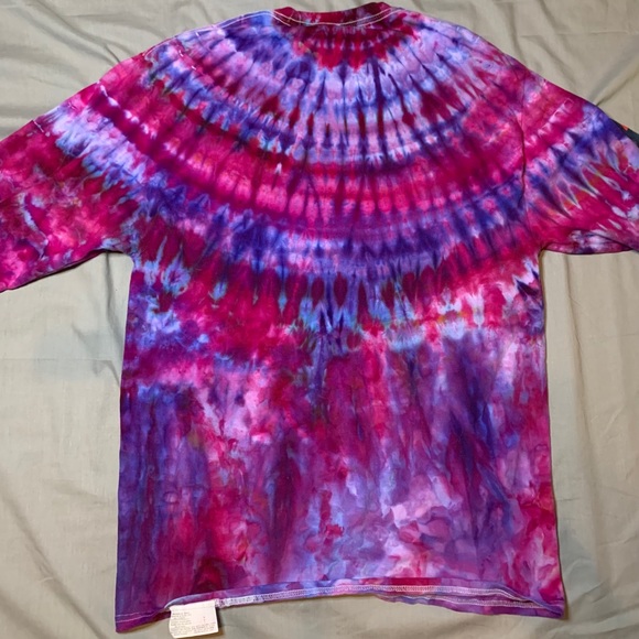 Champion Tiedye shirt - Picture 2 of 3